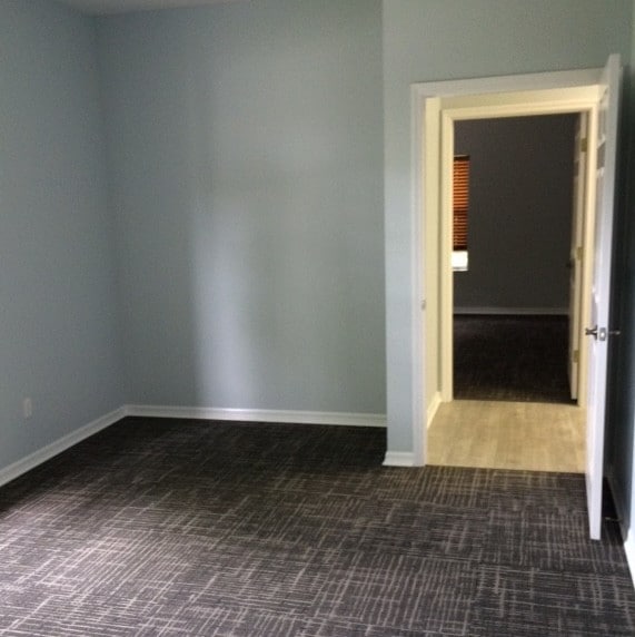 More Photos Of 2721 Agnes St, Tampa Office For Lease