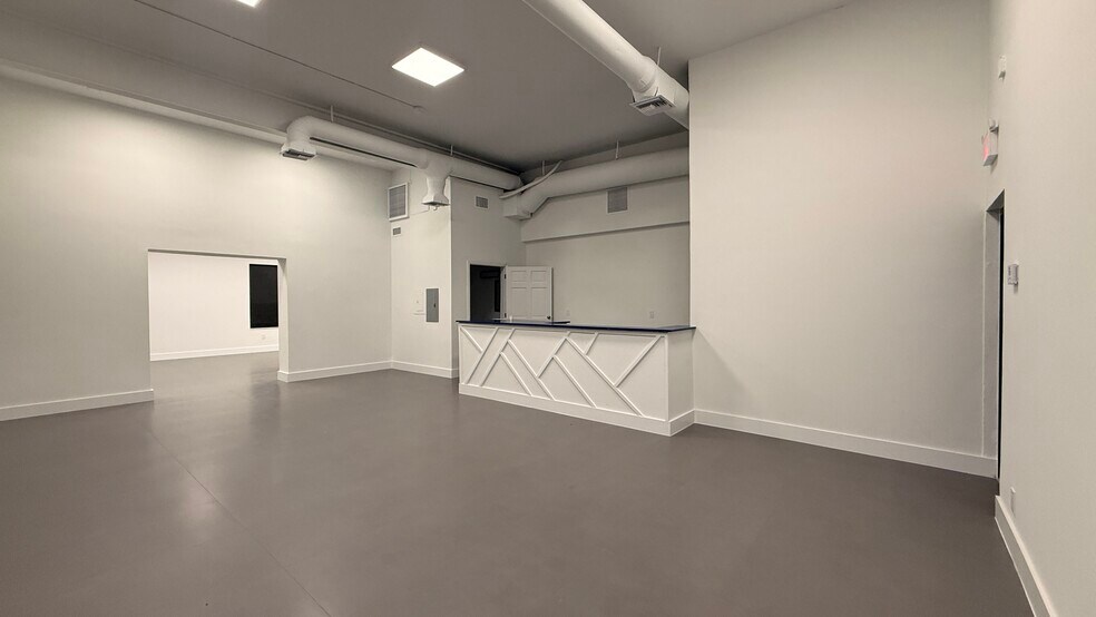 More Photos Of 3401 N Federal Hwy, Boca Raton Office For Lease