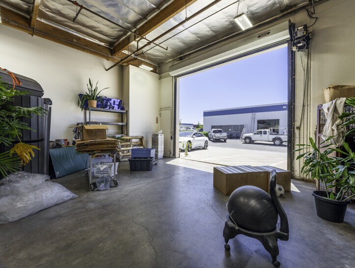 More Photos Of 7734 Formula Pl, San Diego Manufacturing For Sale