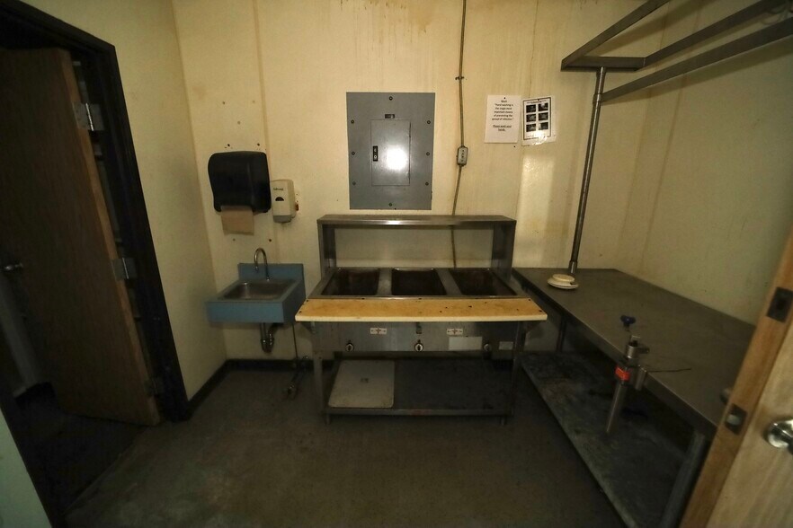 More Photos Of 970 E Humbolt St, Fort Worth Medical For Sale