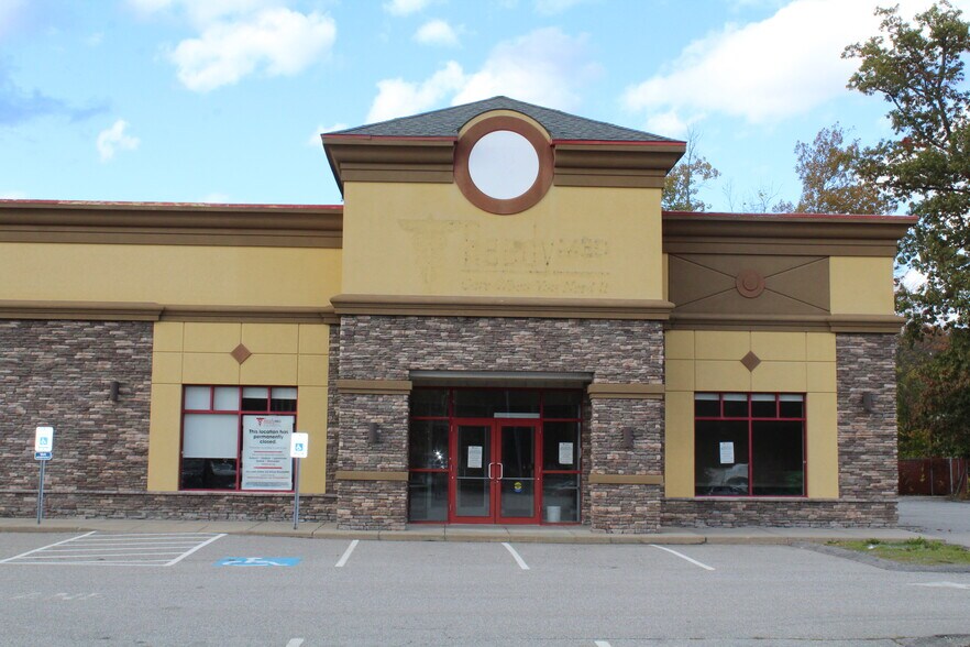 More Photos Of 340 E Main St, Milford Restaurant For Lease