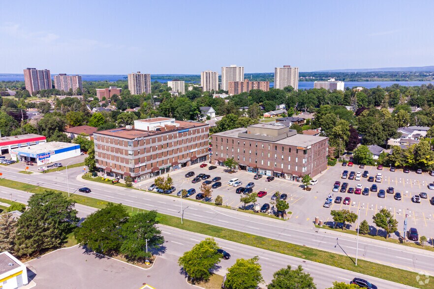 More Photos Of 2249 Carling Ave, Ottawa Office For Lease