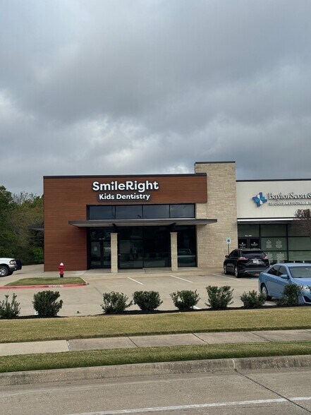 More Photos Of 1280 Arrington Rd, College Station Storefront Retail Office For Lease