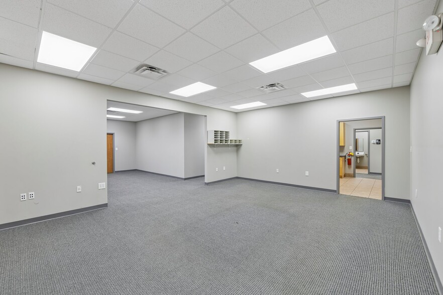 More Photos Of 4665 Church Rd, Cumming Warehouse For Sale