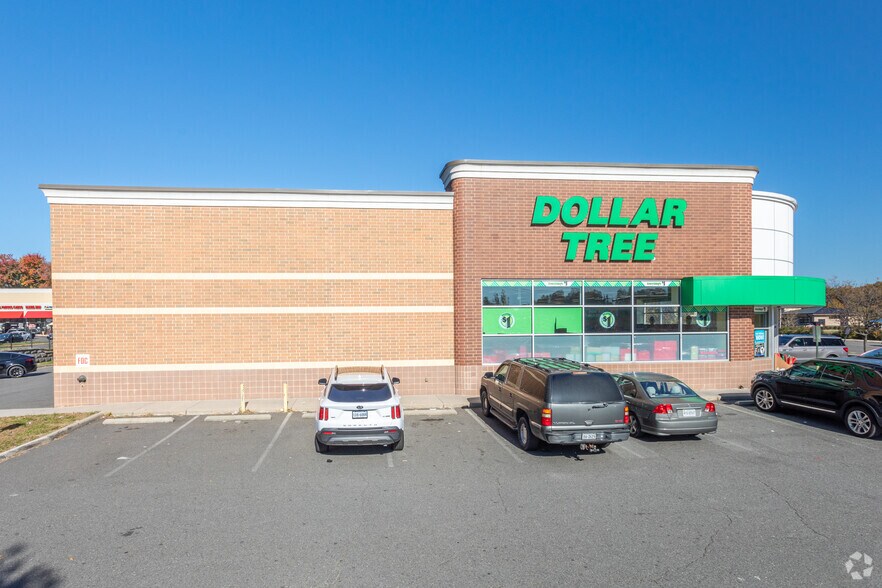 More Photos Of 14610 Lee Hwy, Gainesville Storefront For Sale