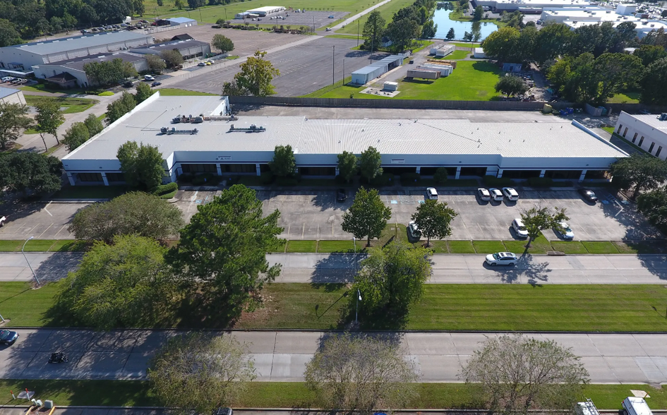 Primary Photo Of 11200 Industriplex Blvd, Baton Rouge Showroom For Lease