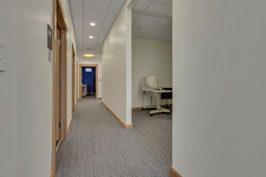 More Photos Of 5122 Morse Rd, Columbus Medical For Lease