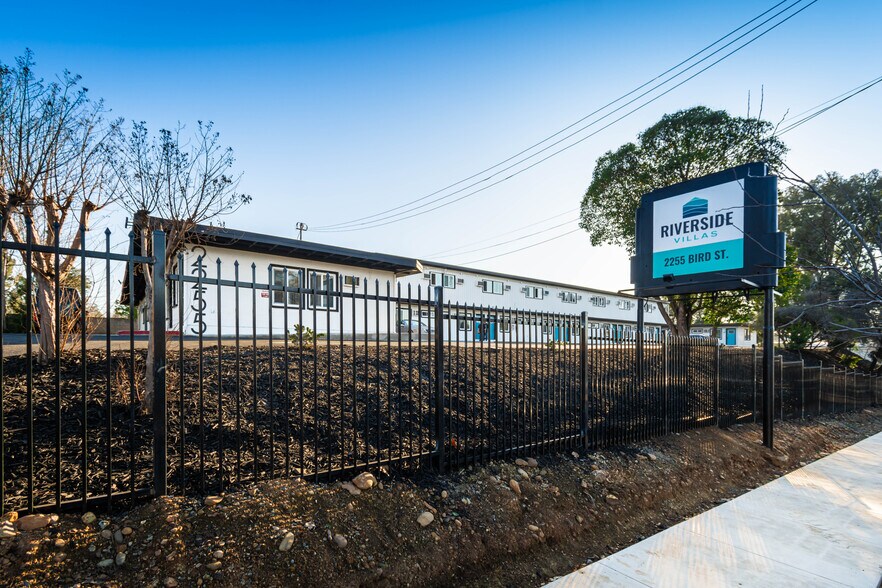 More Photos Of 2255 Bird St, Oroville Apartments For Sale