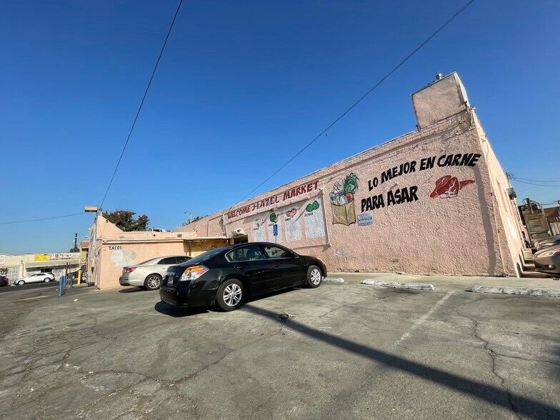 More Photos Of 4714-4730 E Olympic Blvd, Los Angeles Supermarket For Lease