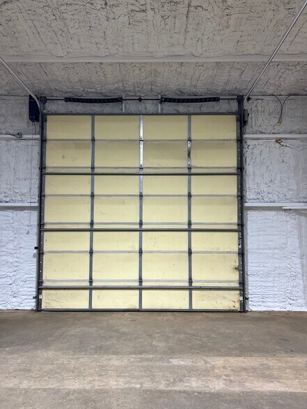 More Photos Of 15503 TX-110, Whitehouse Warehouse For Lease