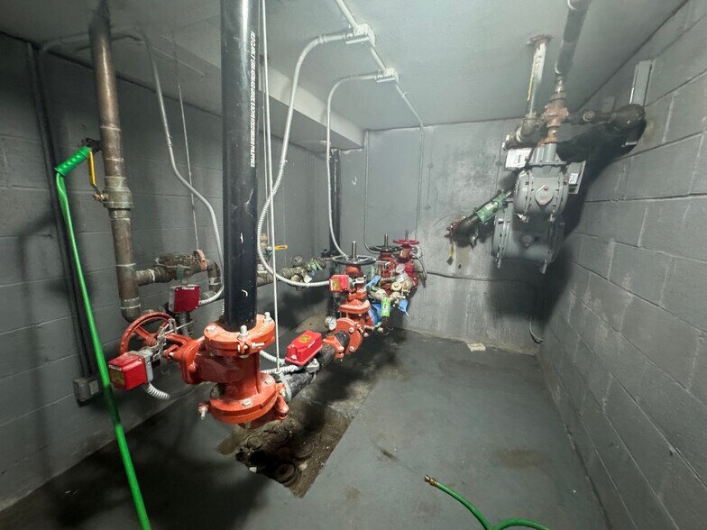 More Photos Of 27 Buchanan Pl, Bronx Apartments For Sale