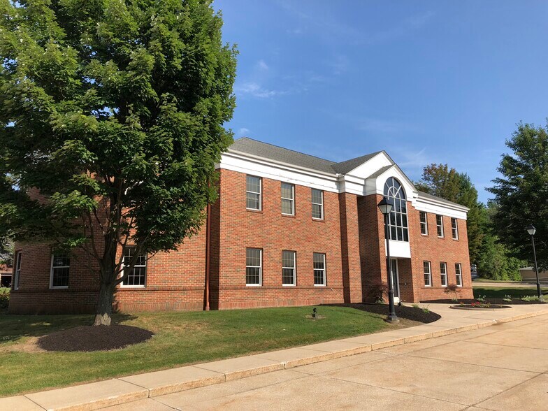 More Photos Of 123 S Miller Rd, Akron Office For Lease