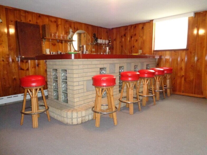 More Photos Of 4911 N Bend Rd, Cincinnati Office Residential For Sale