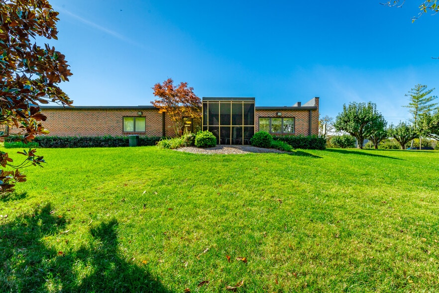 More Photos Of 932 Spring Creek Rd, Chattanooga Office For Sale