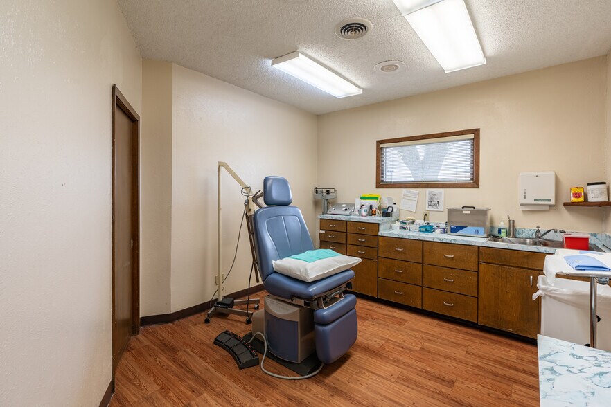 More Photos Of 8506 Wesley St, Greenville Medical For Sale