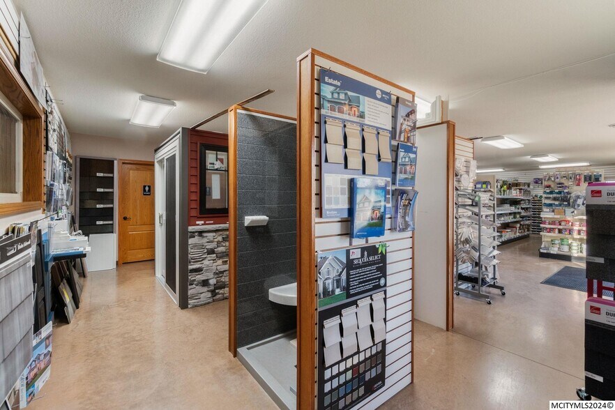 More Photos Of 390 E US Highway 18, Garner Showroom For Sale