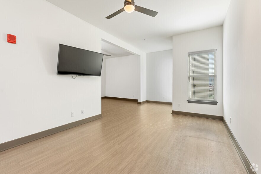 More Photos Of 707 Richard Arrington Jr Blvd S, Birmingham Multifamily For Sale