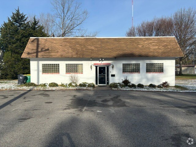 Primary Photo Of 150 S Mesa Dr, Hopewell Office For Sale