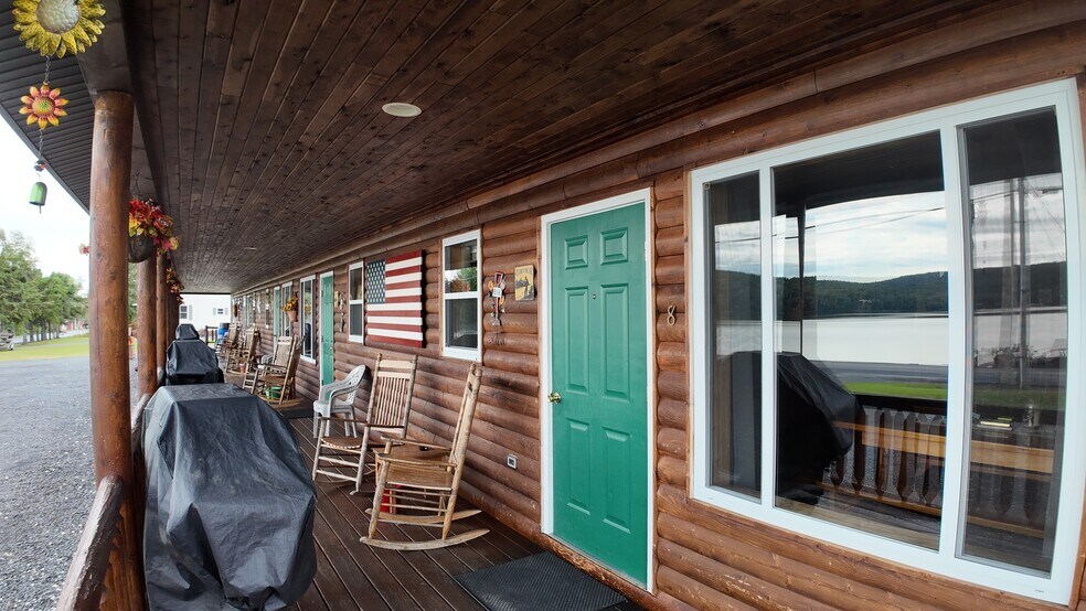 More Photos Of 109 Sinclair Rd, Sinclair Sports And Entertainment For Sale