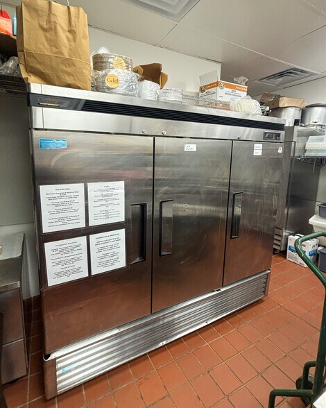 More Photos Of 4526-4532 Georgia Ave NW, Washington Restaurant For Sale
