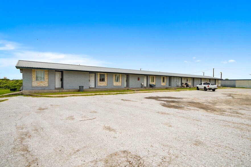 More Photos Of 9401 S Padre Island Dr, Corpus Christi Hotel For Sale