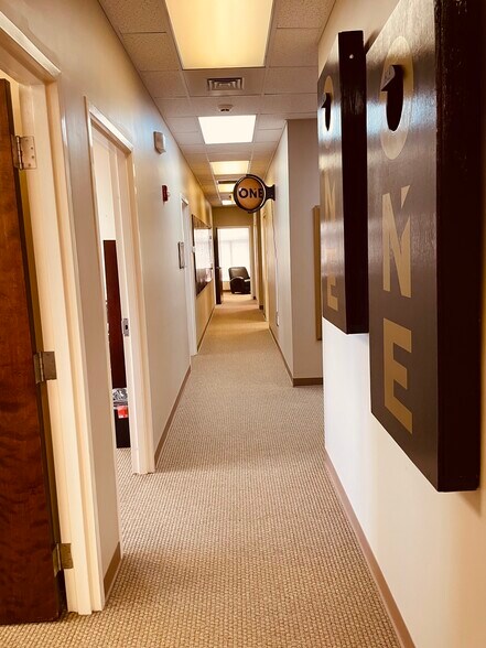 More Photos Of 249 Williamson Rd, Mooresville Medical For Lease