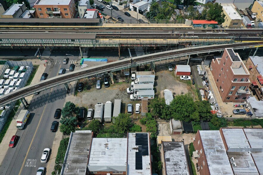 More Photos Of 2383 Stillwell Ave, Brooklyn Storefront For Sale