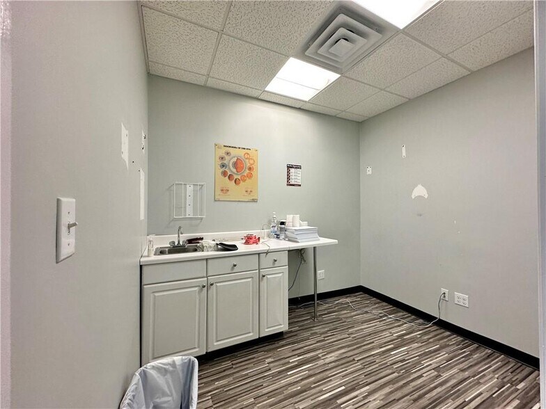 More Photos Of 1585 Pitkin Ave, Brooklyn Storefront For Sale