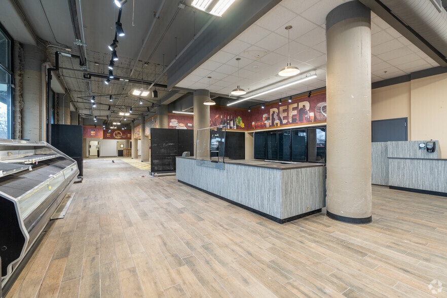 More Photos Of 625 N Euclid Ave, Saint Louis Apartments For Lease