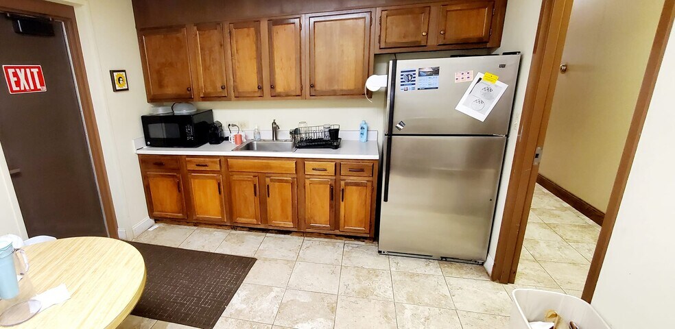 More Photos Of 748 Ann Ave, Kansas City Office For Lease