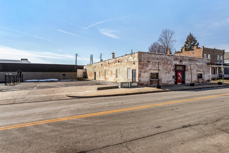 More Photos Of 4916 Shaw Ave, Saint Louis Warehouse For Lease
