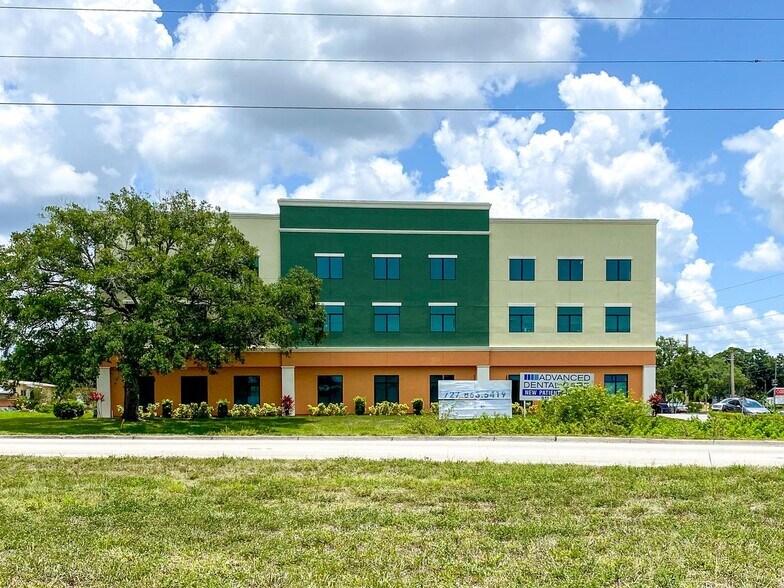 More Photos Of 109 44th Ave E, Bradenton Medical For Lease