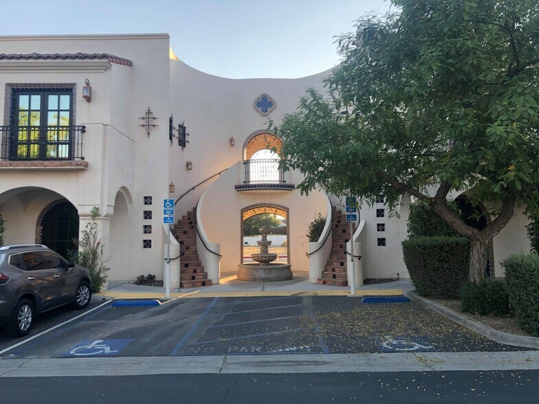 More Photos Of 51555 Desert Club Dr, La Quinta Office For Lease