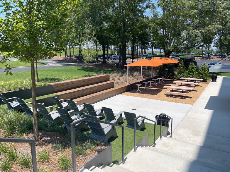 More Photos Of 500 Corporate Pky, Birmingham Office For Lease