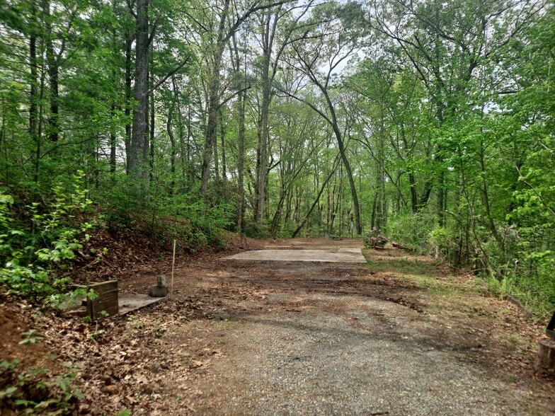 More Photos Of 88 Lower Mountain Creek Rd, Robbinsville Trailer Camper Park For Sale