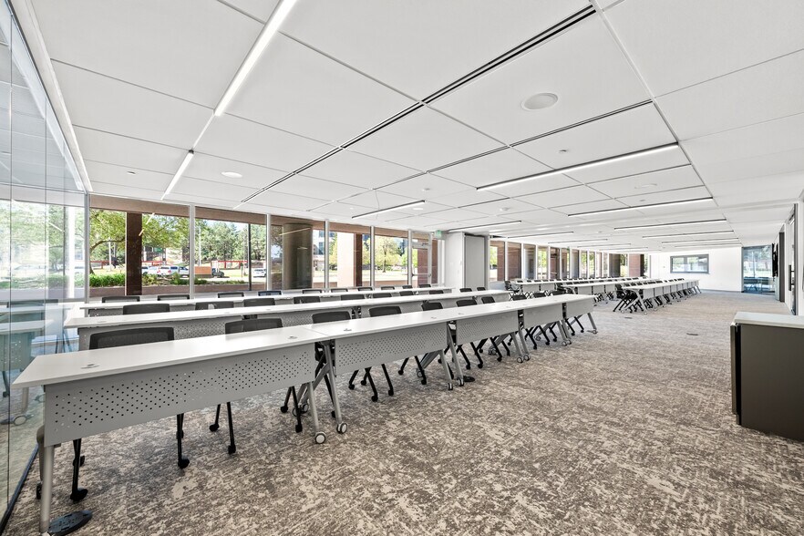 More Photos Of 4600 S Ulster St, Denver Office For Lease