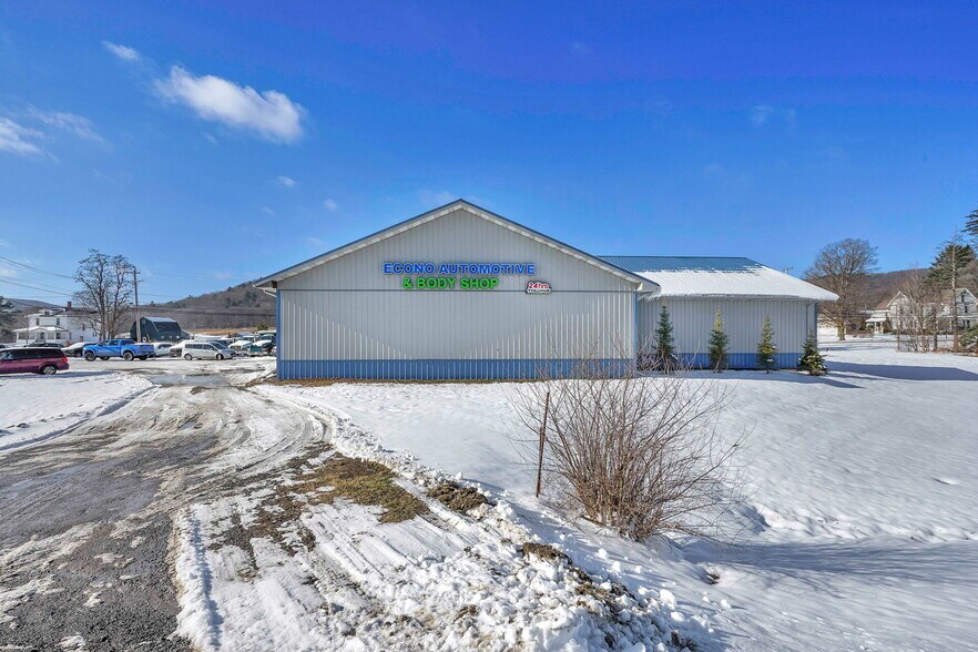 More Photos Of 5220 Maple Ln, Cuba Auto Repair For Sale