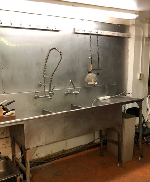 More Photos Of 621 S Brawley Ave, Brawley Restaurant For Sale