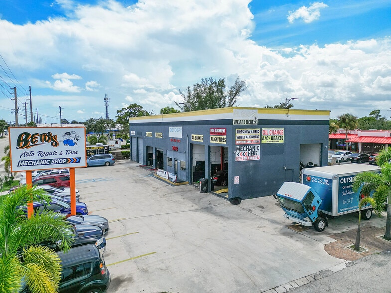 Primary Photo Of 3593 S Military Trl, Lake Worth Auto Repair For Sale