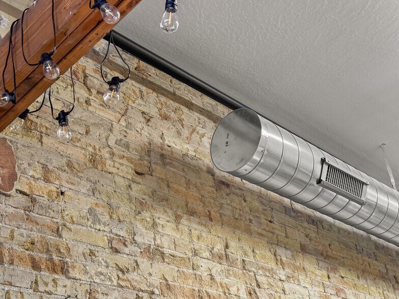 More Photos Of 2556 Washington Blvd, Ogden Storefront For Lease