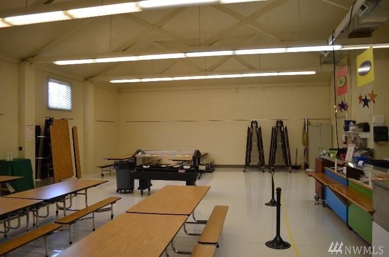 More Photos Of 233 S Market Blvd, Chehalis Schools For Sale