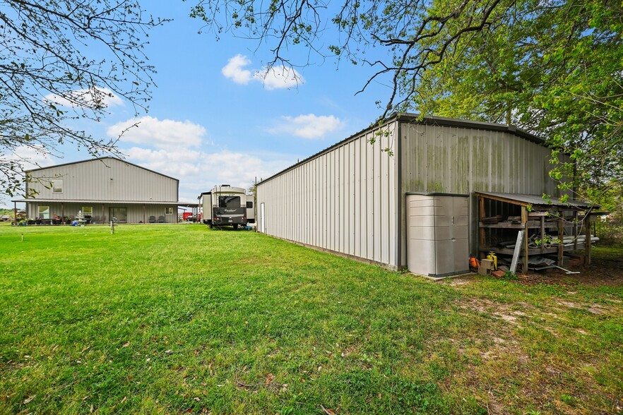 More Photos Of 20204 Schiel Rd, Cypress Warehouse For Sale