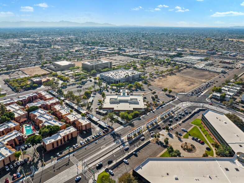 More Photos Of 2423 W Dunlap Ave, Phoenix Office For Sale