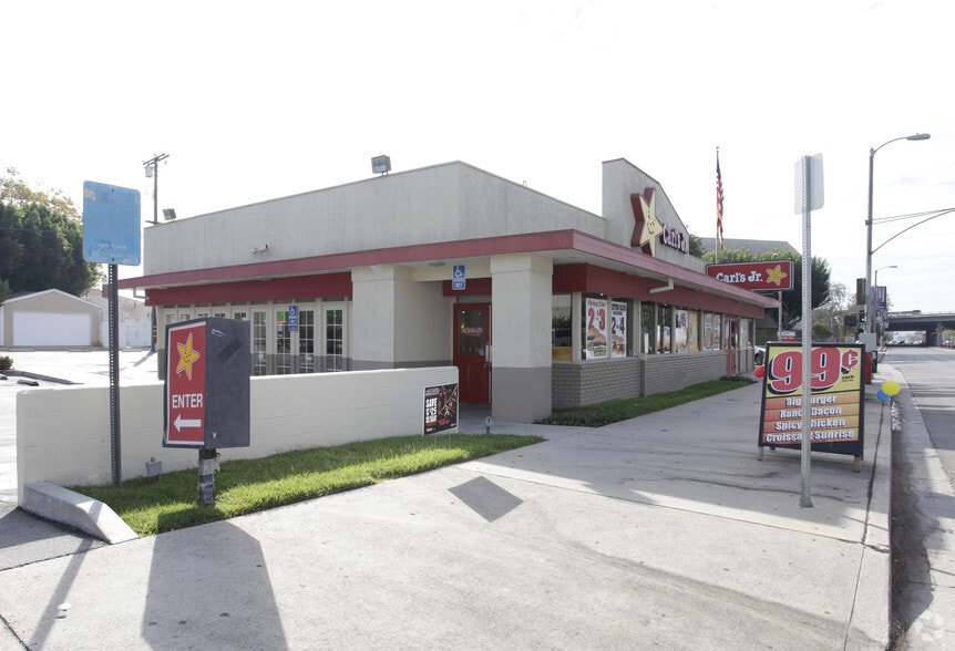 More Photos Of 6202 Laurel Canyon Blvd, North Hollywood Fast Food For Lease