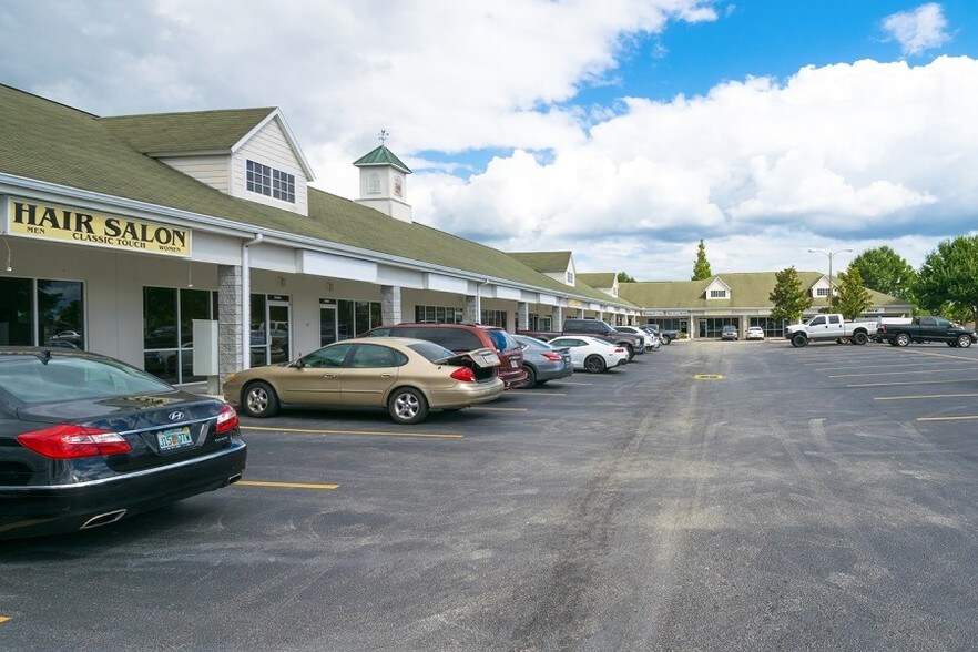 More Photos Of 2905-2977 Duff Rd, Lakeland Storefront For Lease