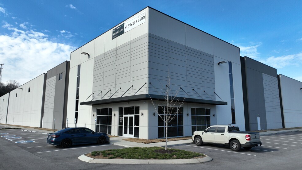 More Photos Of 1028 Louisville Hwy, Goodlettsville Unknown For Lease