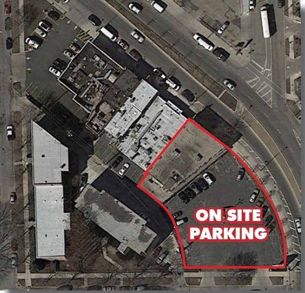 More Photos Of 5520 N Lincoln Ave, Chicago General Retail For Lease