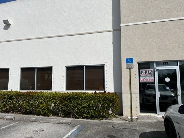 More Photos Of 1937 NW 40th Ct, Pompano Beach Warehouse For Lease