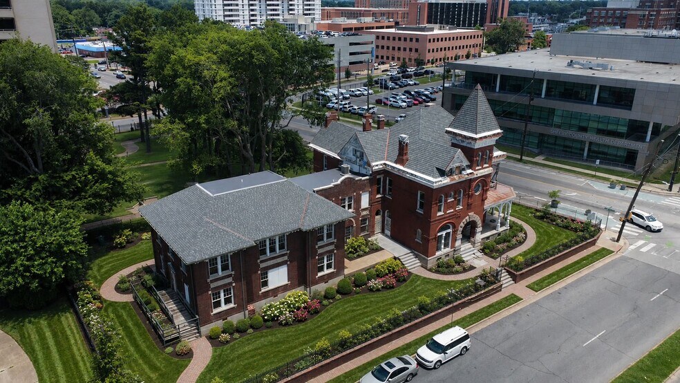 More Photos Of 756 Jefferson Ave, Memphis Office For Sale
