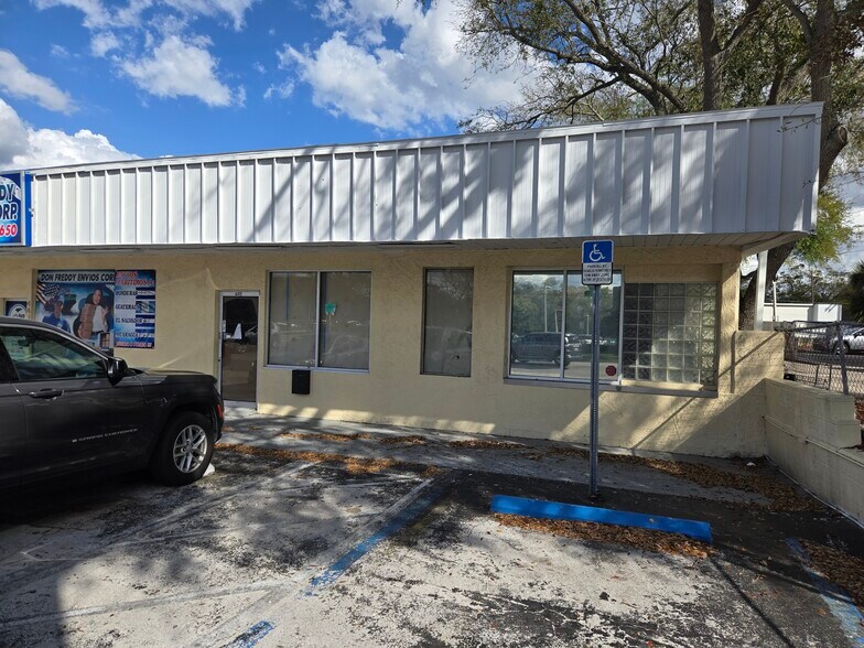 More Photos Of 4411 N Armenia Ave, Tampa Unknown For Lease